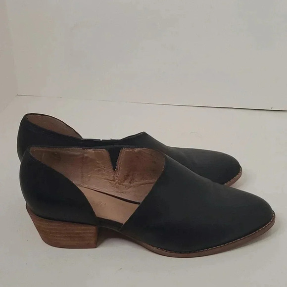 Madewell Caleb Asymmetrical Bootie Size 8 - Picture 8 of 8